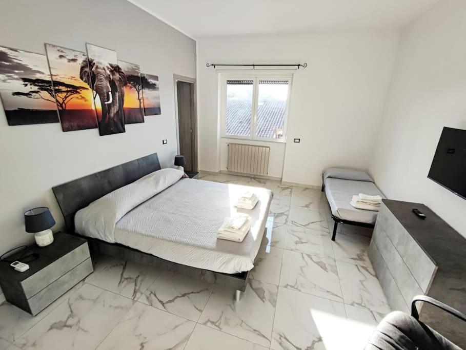 Intero Appartamento Casa Vacanze "Il Pino" Roma Infernetto Exteriör bild